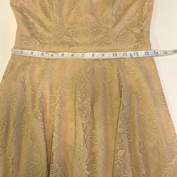 Dressy Star Sleeveless Lace Floral Print A Line Dress Tan Size Small - Picture 14 of 15